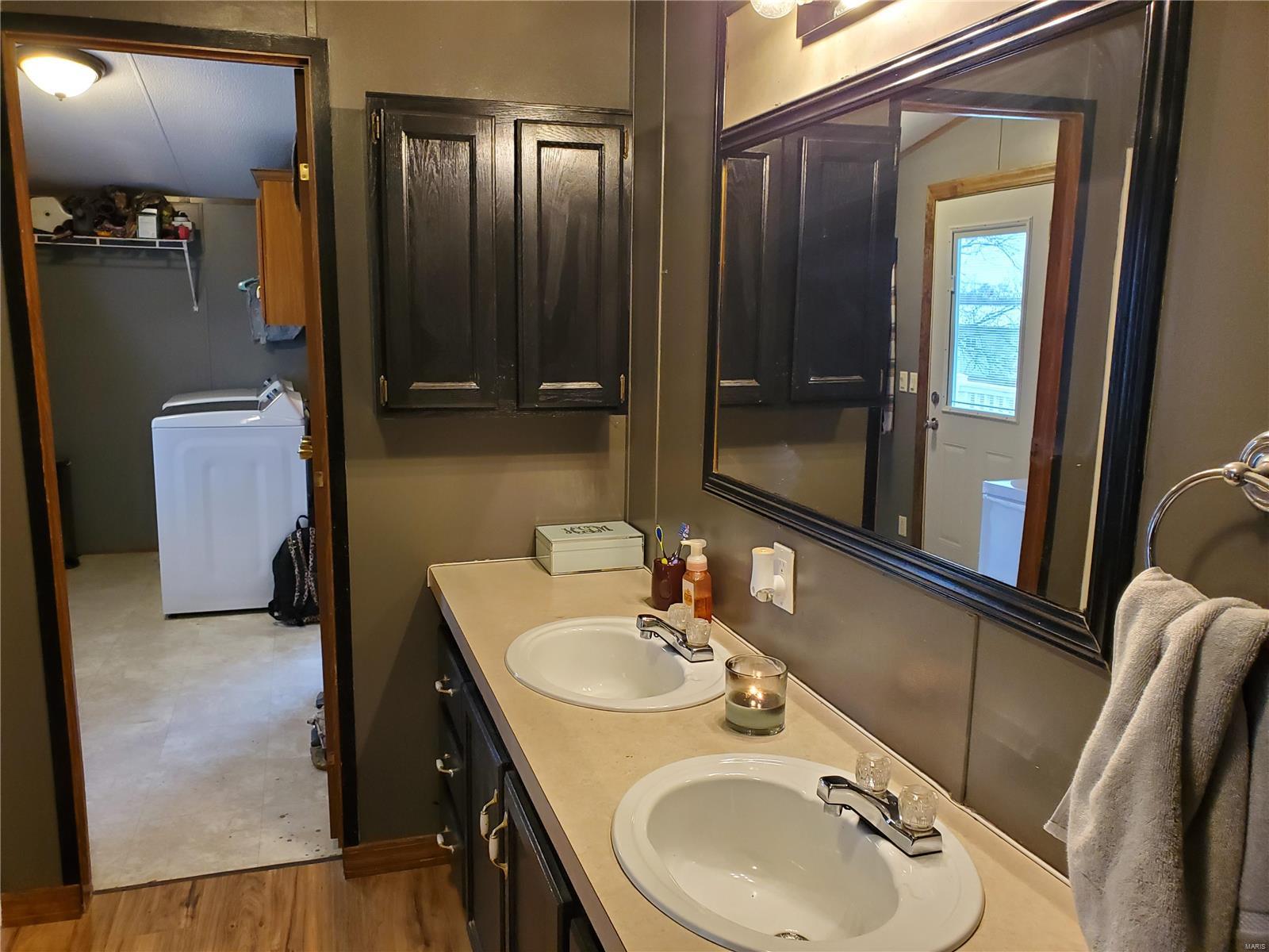 10408 Paradise Road Chester, IL 62233 - Photo 21 of 37