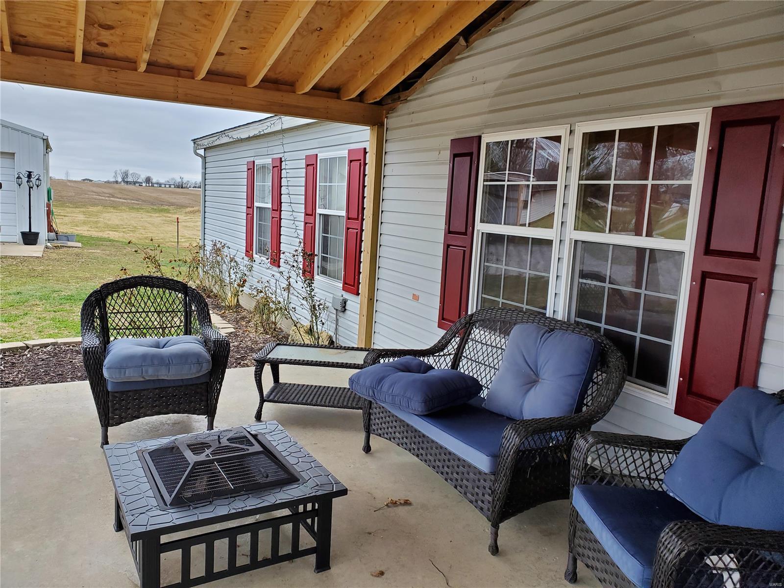 10408 Paradise Road Chester, IL 62233 - Photo 23 of 37