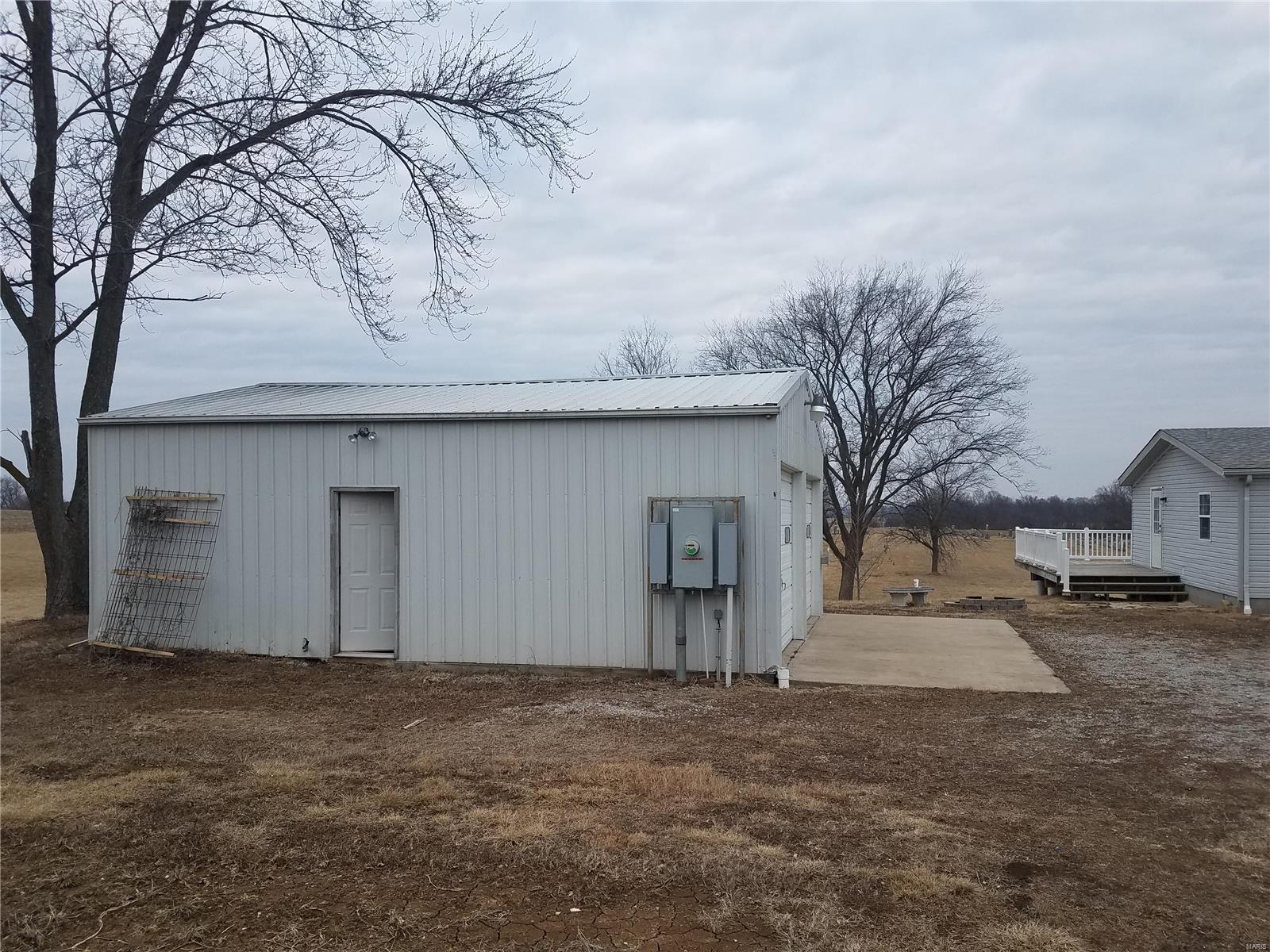 10408 Paradise Road Chester, IL 62233 - Photo 34 of 37