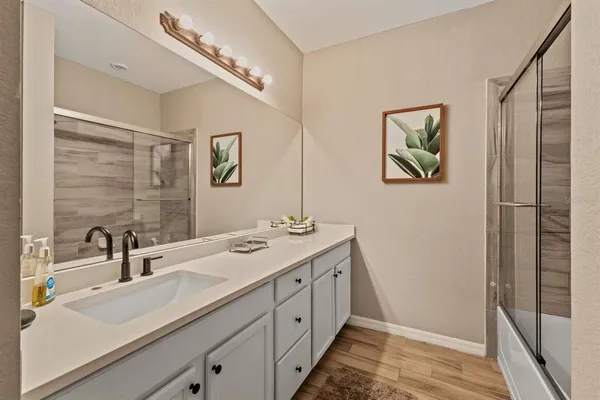 $3,200 | 7215 Ketch Place, Bradenton, FL 34212