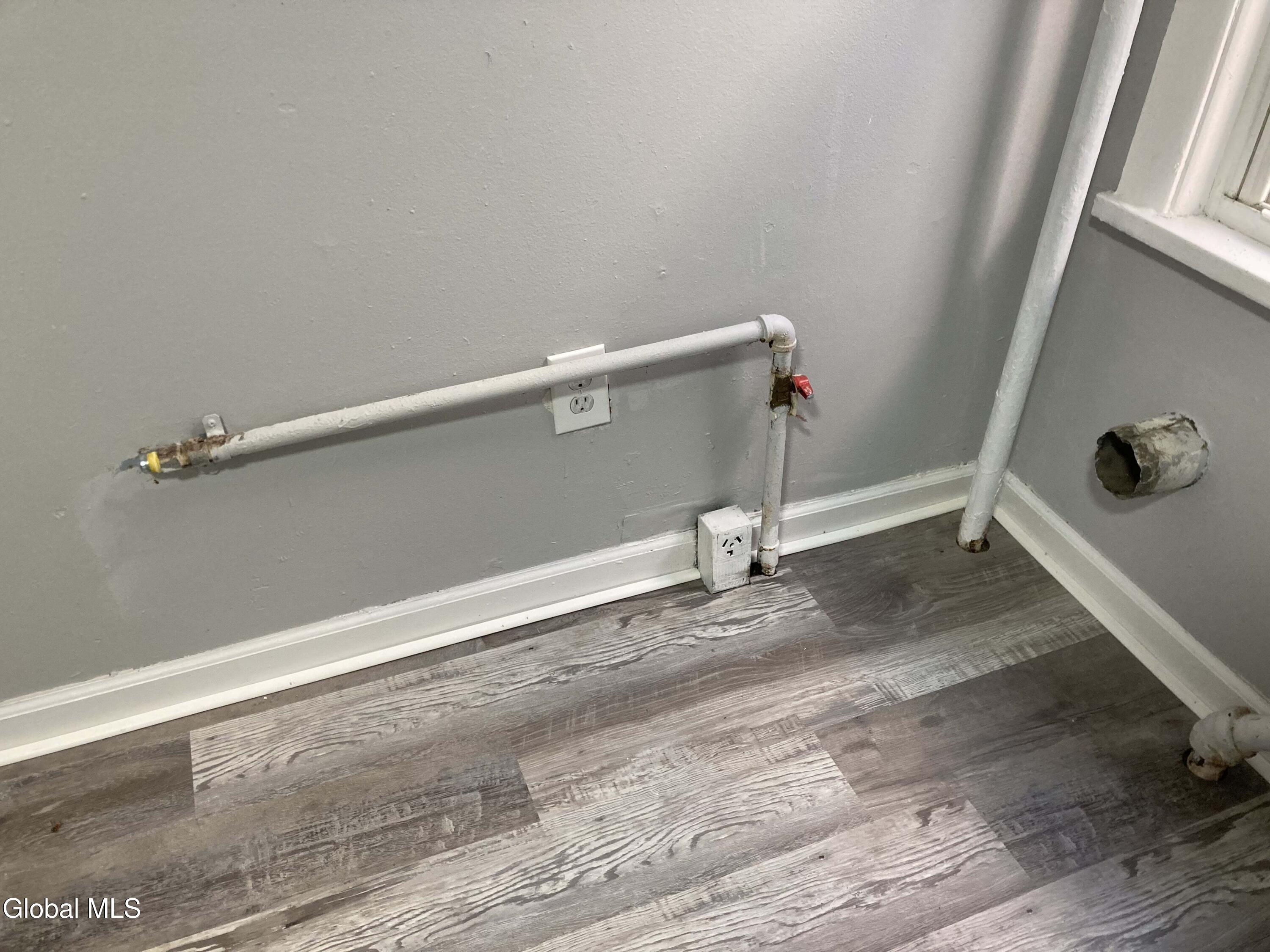 161 6th Avenue Troy, NY 12180 - Photo 19 of 49 IMG_5099