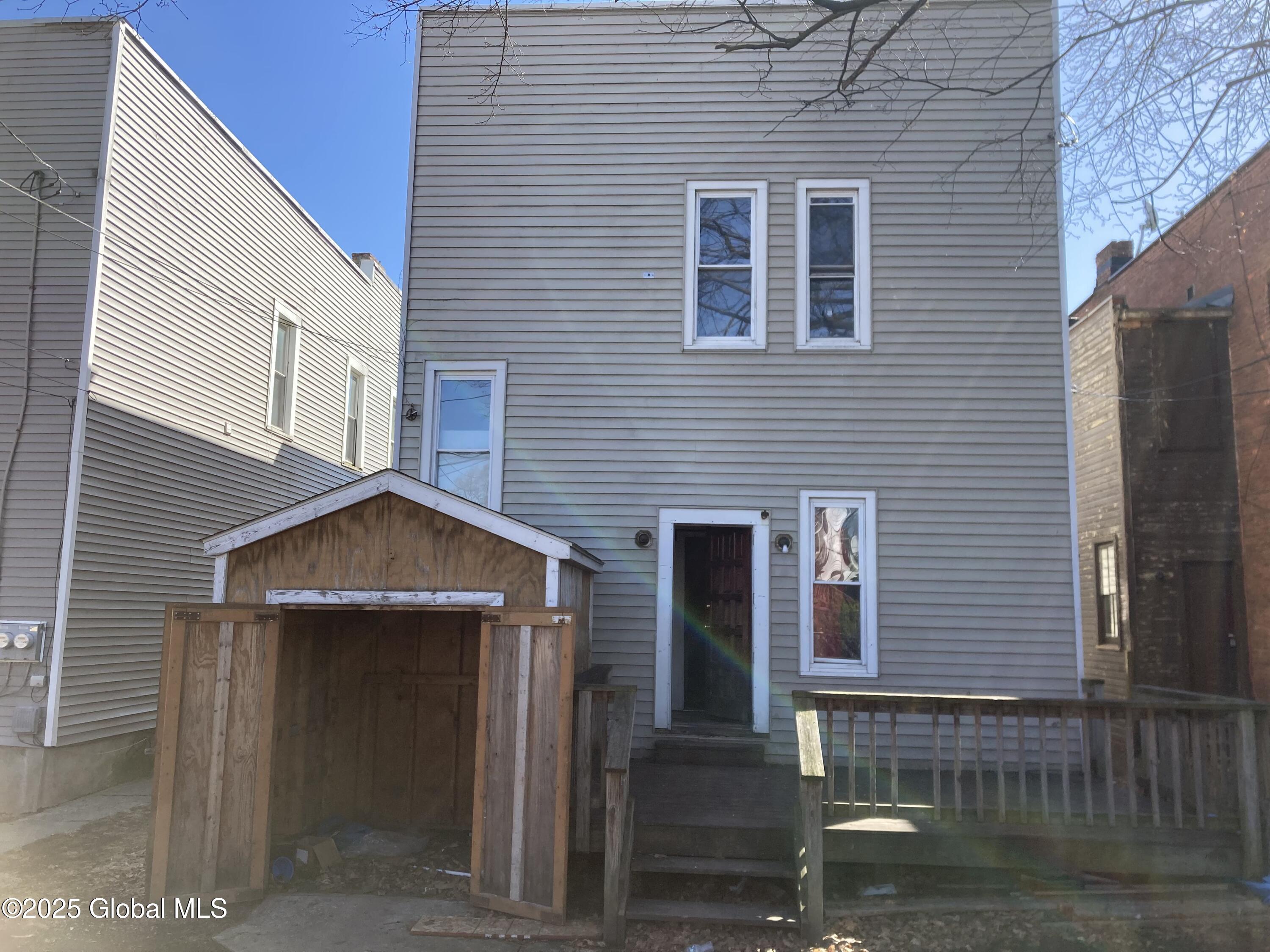 161 6th Avenue Troy, NY 12180 - Photo 4 of 49 IMG_3513