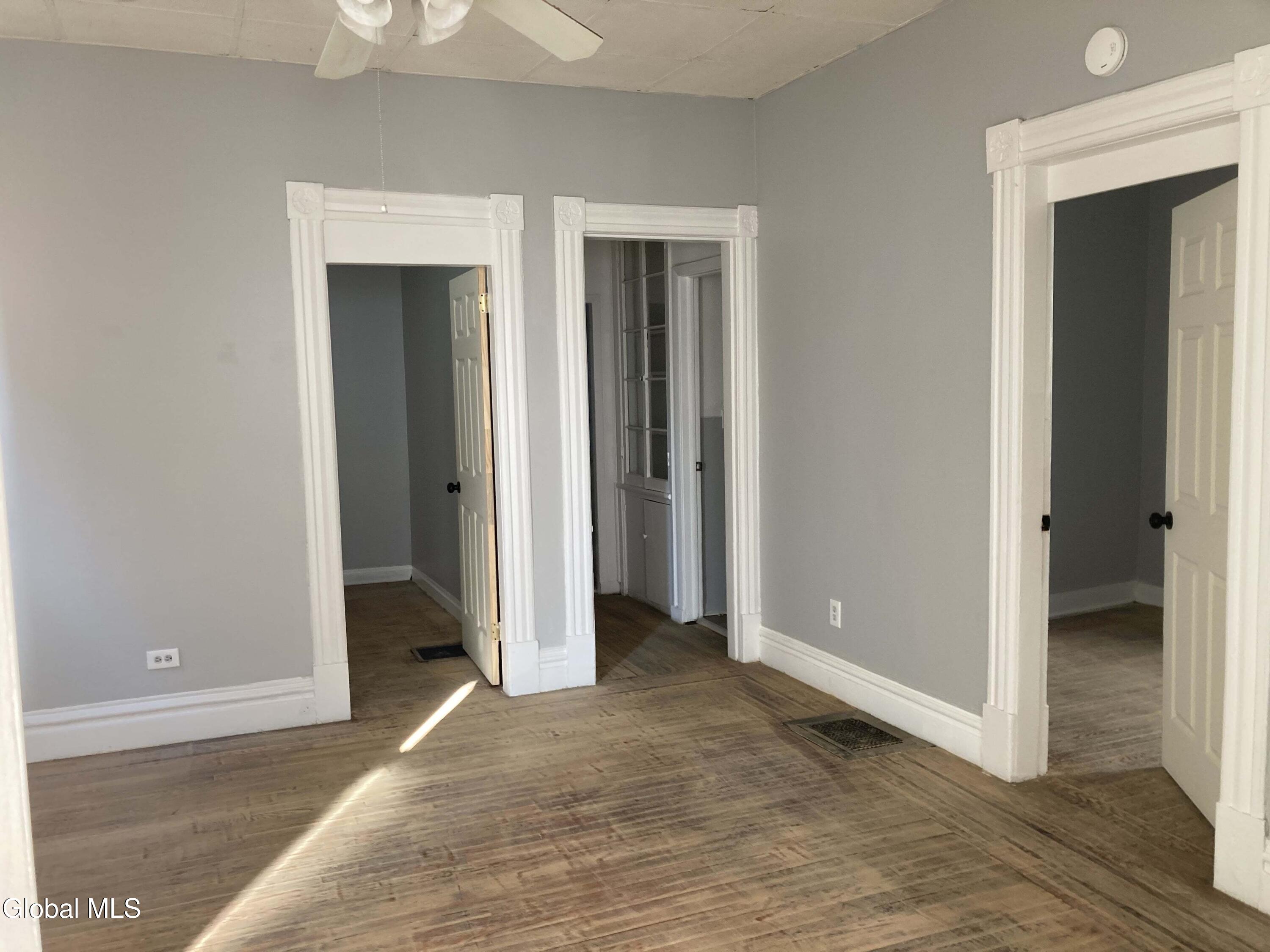 161 6th Avenue Troy, NY 12180 - Photo 8 of 49 IMG_5088