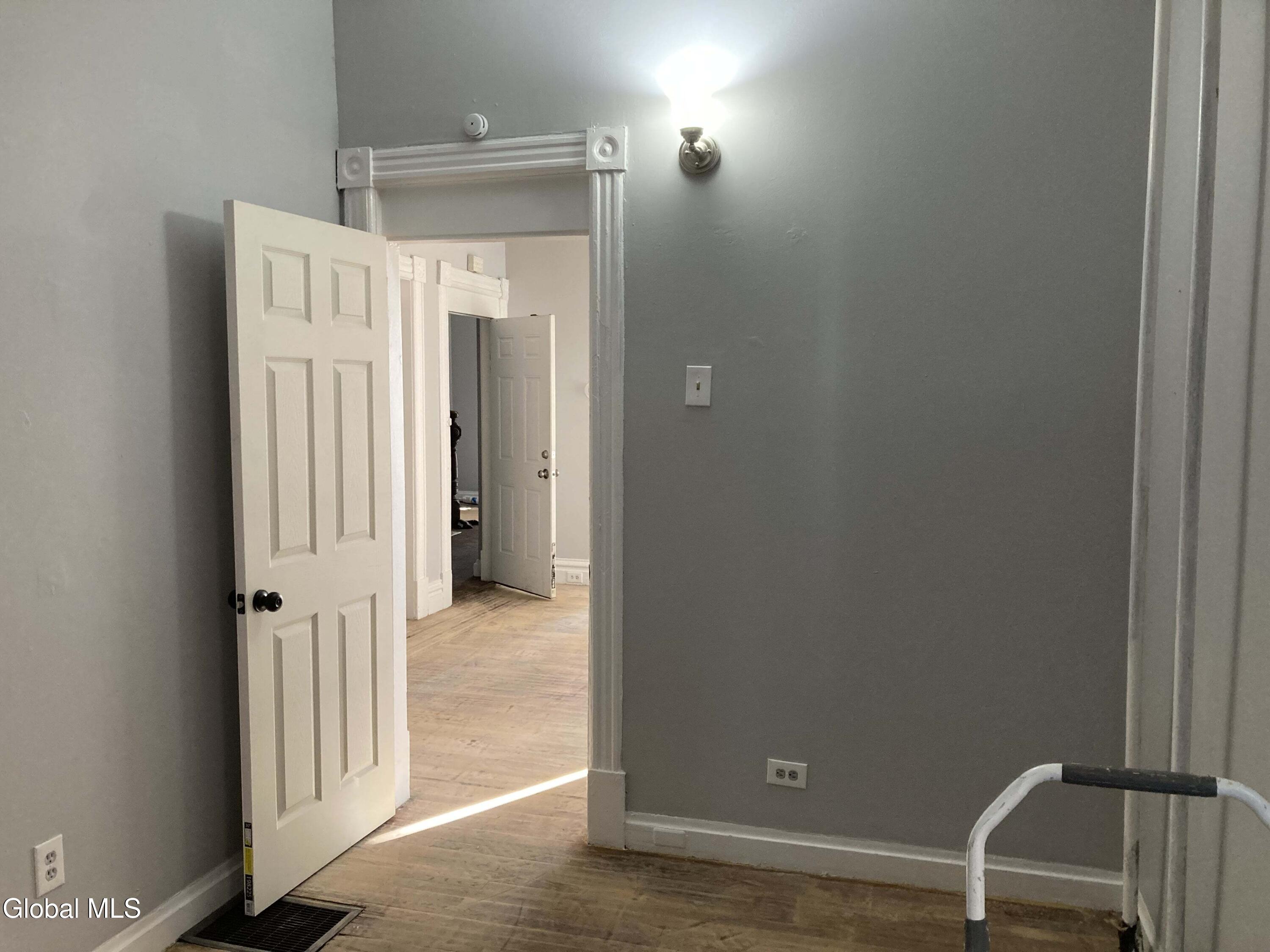 161 6th Avenue Troy, NY 12180 - Photo 10 of 49 IMG_5090