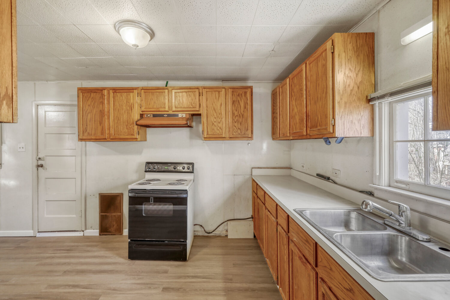 1705 Norfolk Avenue Crete, IL 60417 - Photo 9 of 17