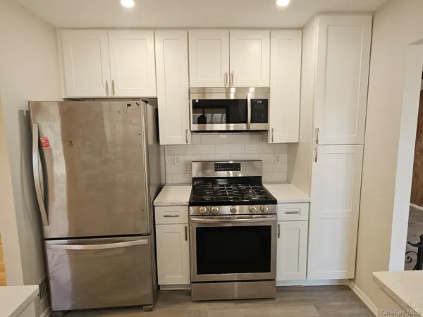 $4,500 | 3 Glenbrook Road, Monsey, NY 10952