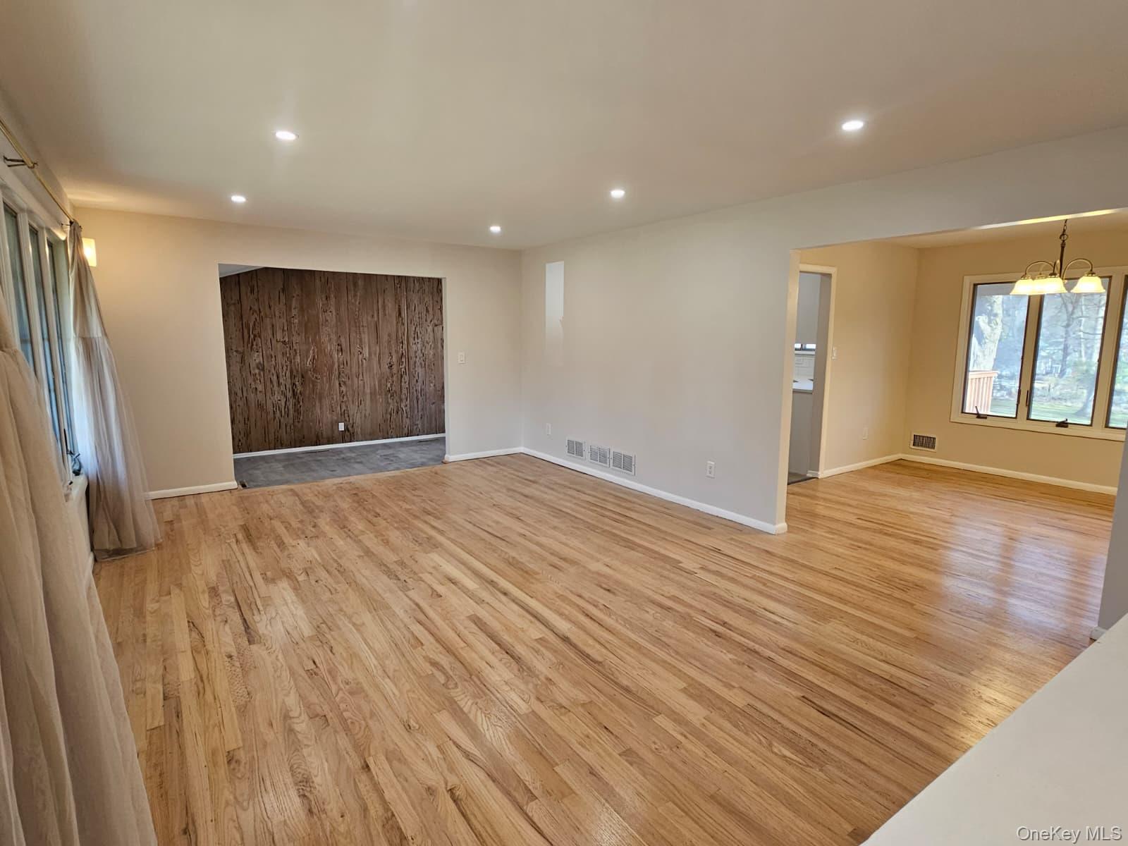 3 Glenbrook Road Monsey, NY 10952 - Photo 4 of 20