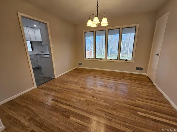 $4,500 | 3 Glenbrook Road, Monsey, NY 10952