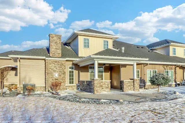 $750,000 | 5050 Prosperity Way South, Fargo, ND 58104