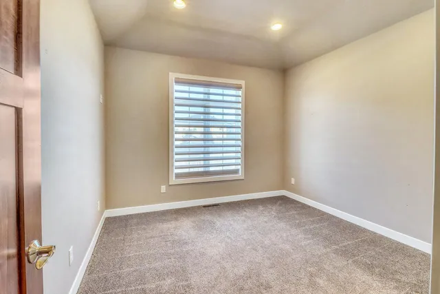 $750,000 | 5050 Prosperity Way South, Fargo, ND 58104