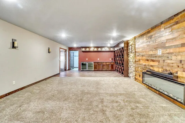 $750,000 | 5050 Prosperity Way South, Fargo, ND 58104