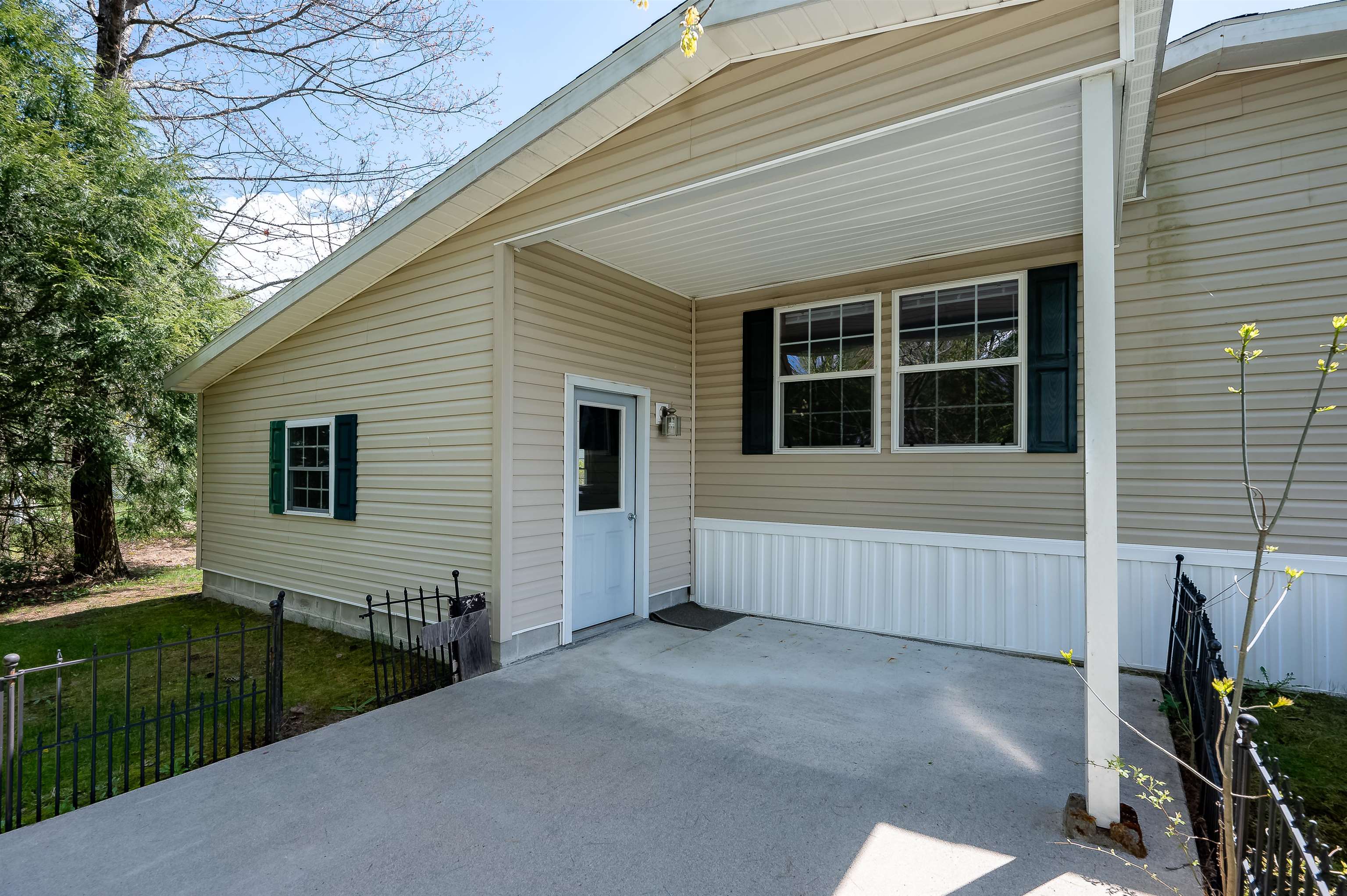 28 Watercress Drive Rochester, NH 03868 - Photo 13 of 32