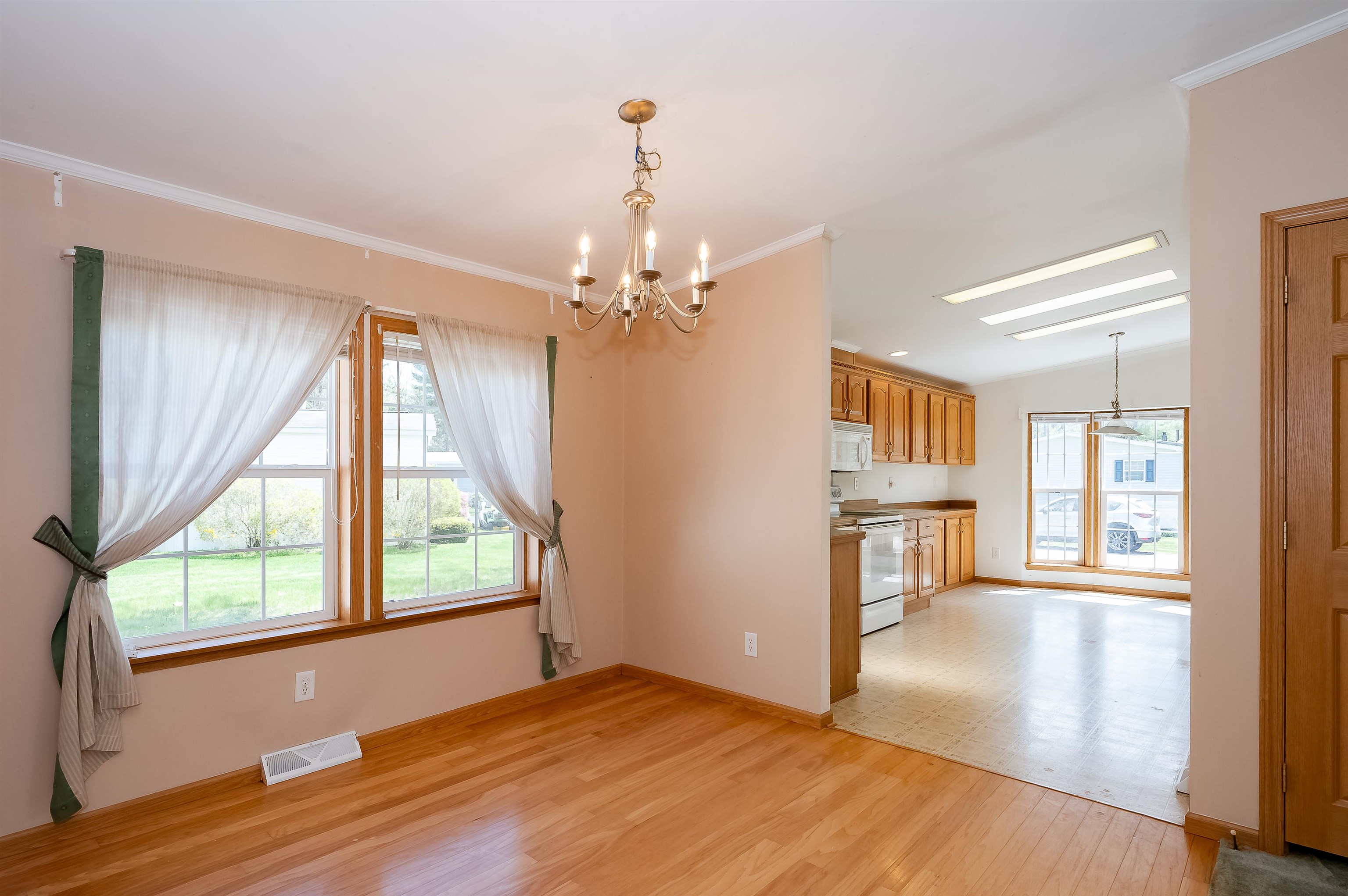 28 Watercress Drive Rochester, NH 03868 - Photo 7 of 32