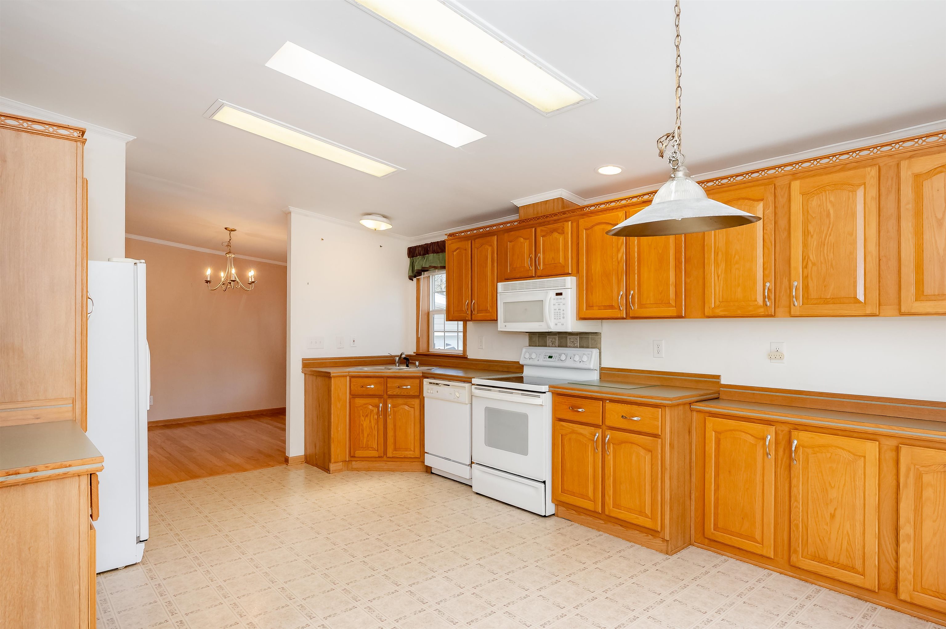 28 Watercress Drive Rochester, NH 03868 - Photo 10 of 32