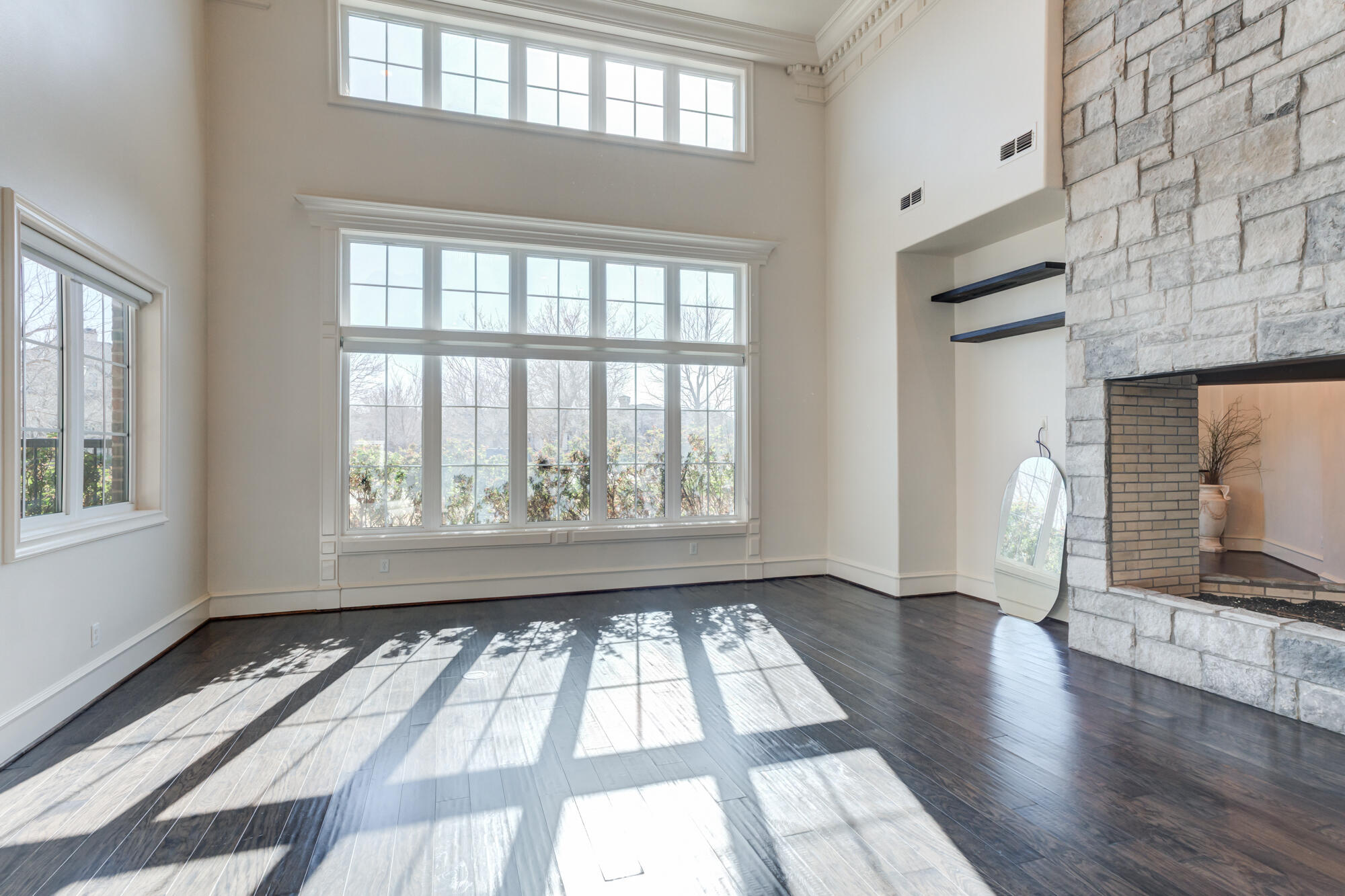 4814 115th Street Lubbock, TX 79424 - Photo 18 of 100 4814-115th-St_Lubbock-TX_10_Living Room