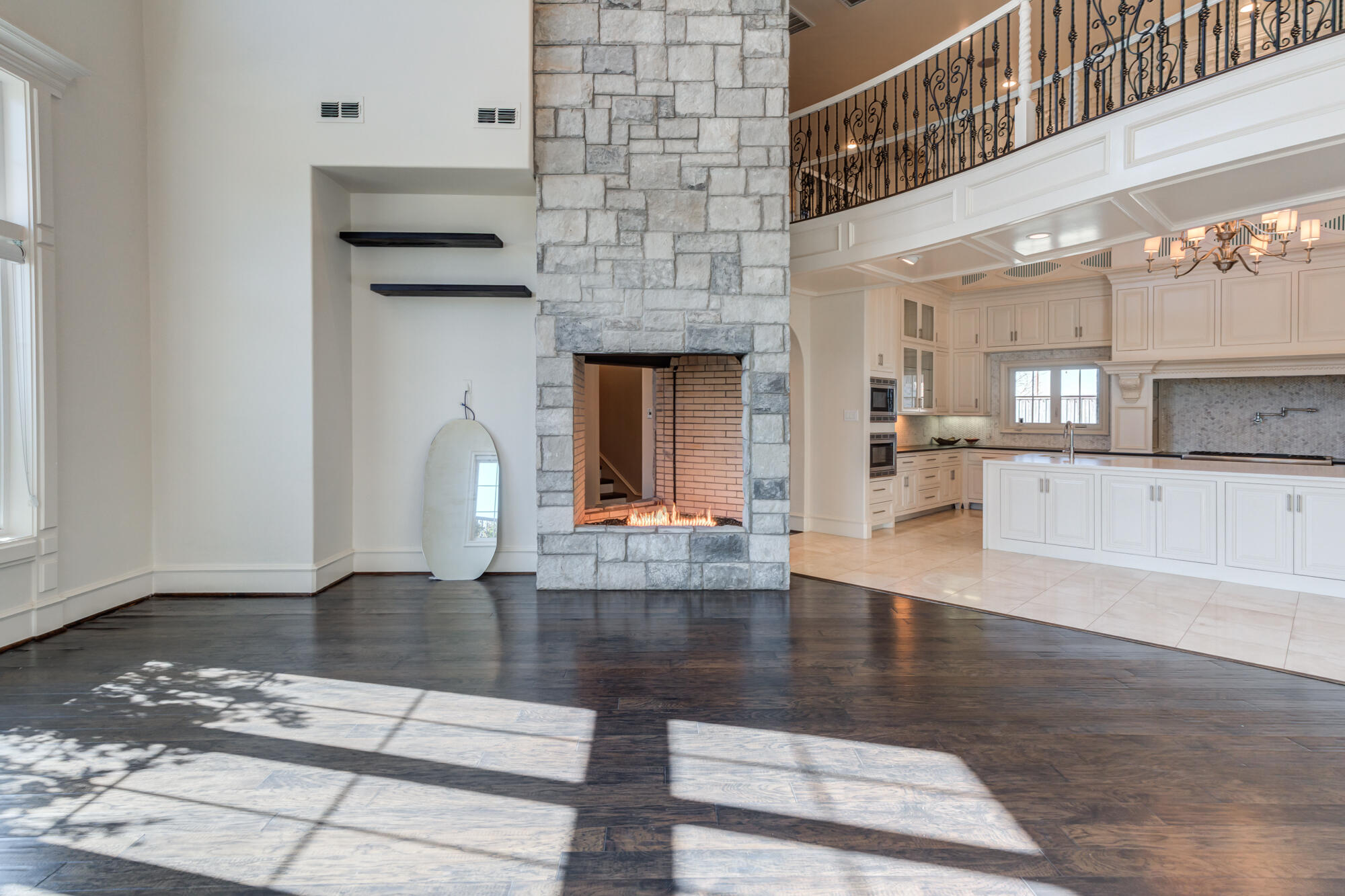 4814 115th Street Lubbock, TX 79424 - Photo 21 of 100 4814-115th-St_Lubbock-TX_14_Living Room