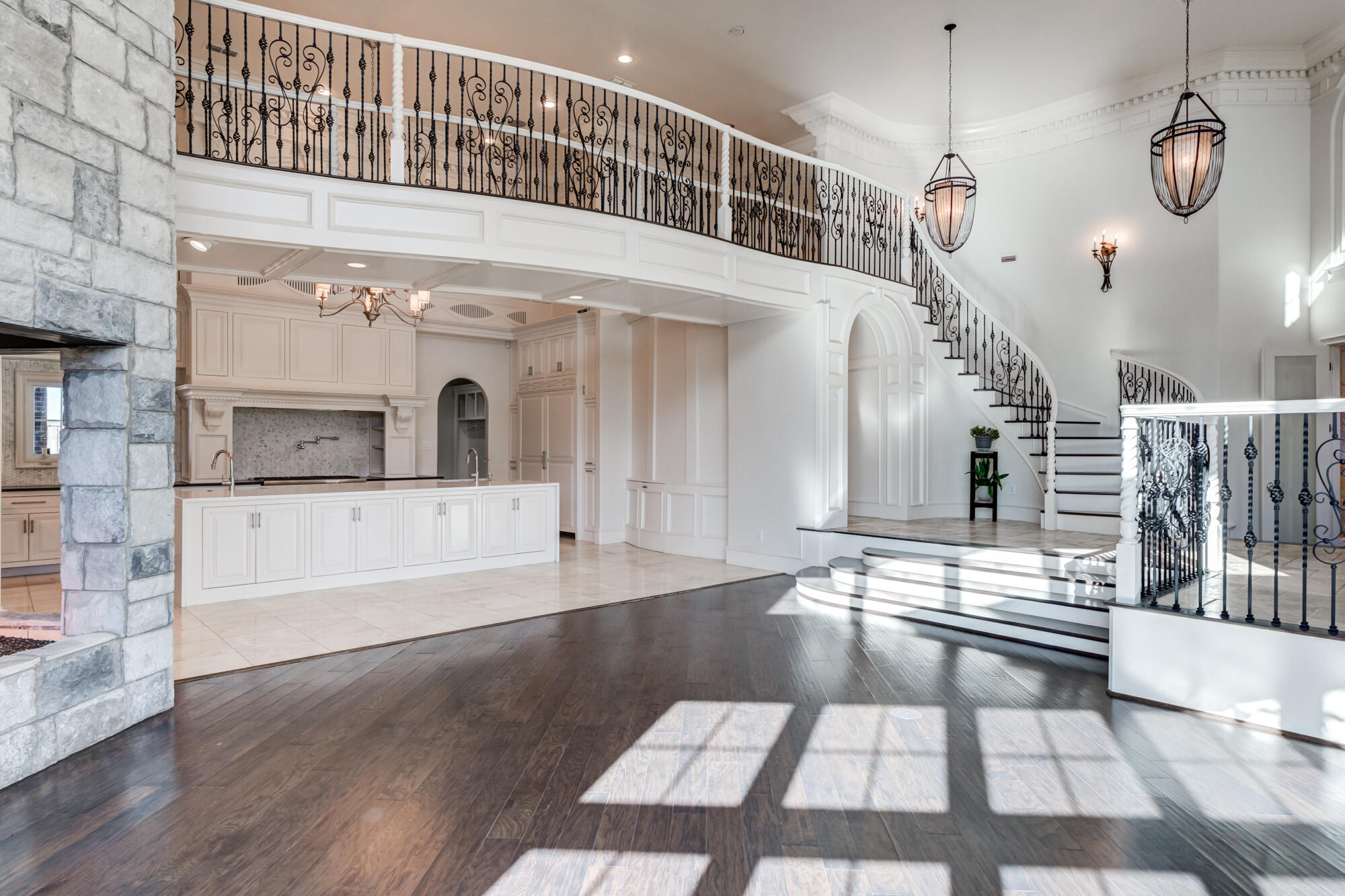 4814 115th Street Lubbock, TX 79424 - Photo 4 of 100 4814-115th-St_Lubbock-TX_17_Living Room