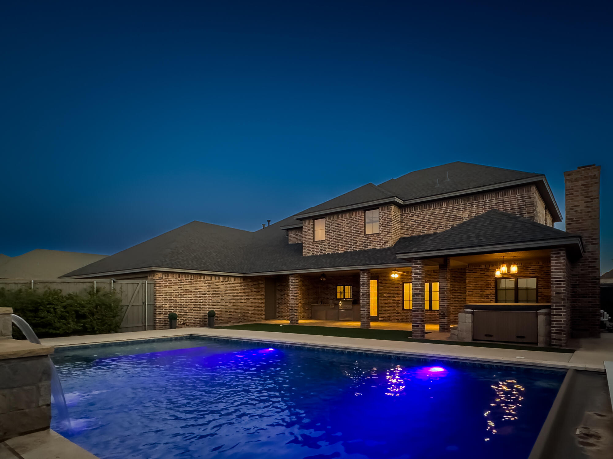 4814 115th Street Lubbock, TX 79424 - Photo 5 of 100 4814-115th-St_Lubbock-TX_106_Twilight Po