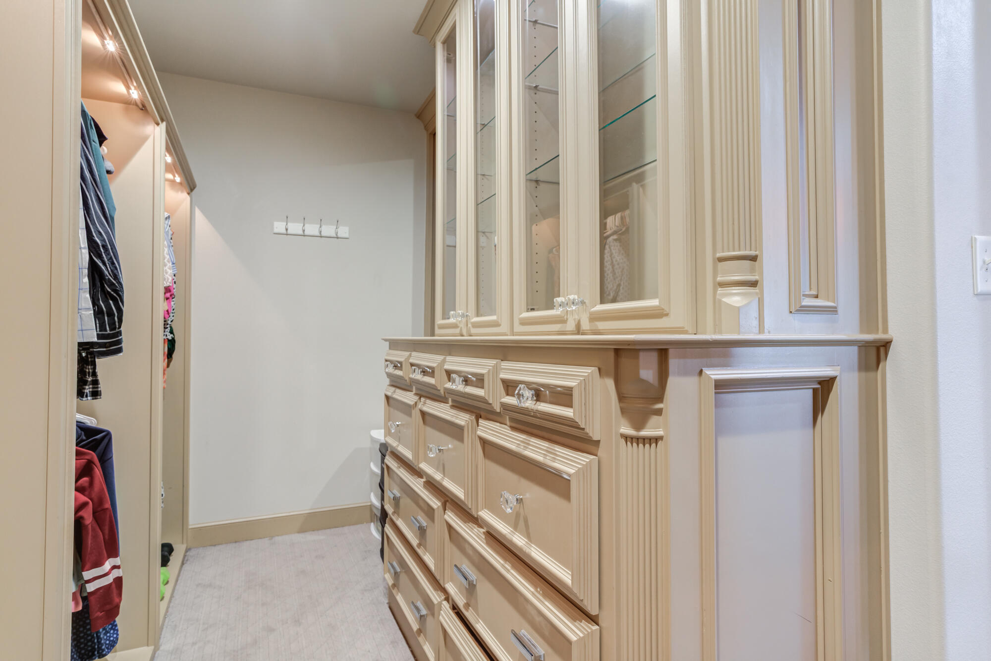 4814 115th Street Lubbock, TX 79424 - Photo 51 of 100 4814-115th-St_Lubbock-TX_64_Primary Clos