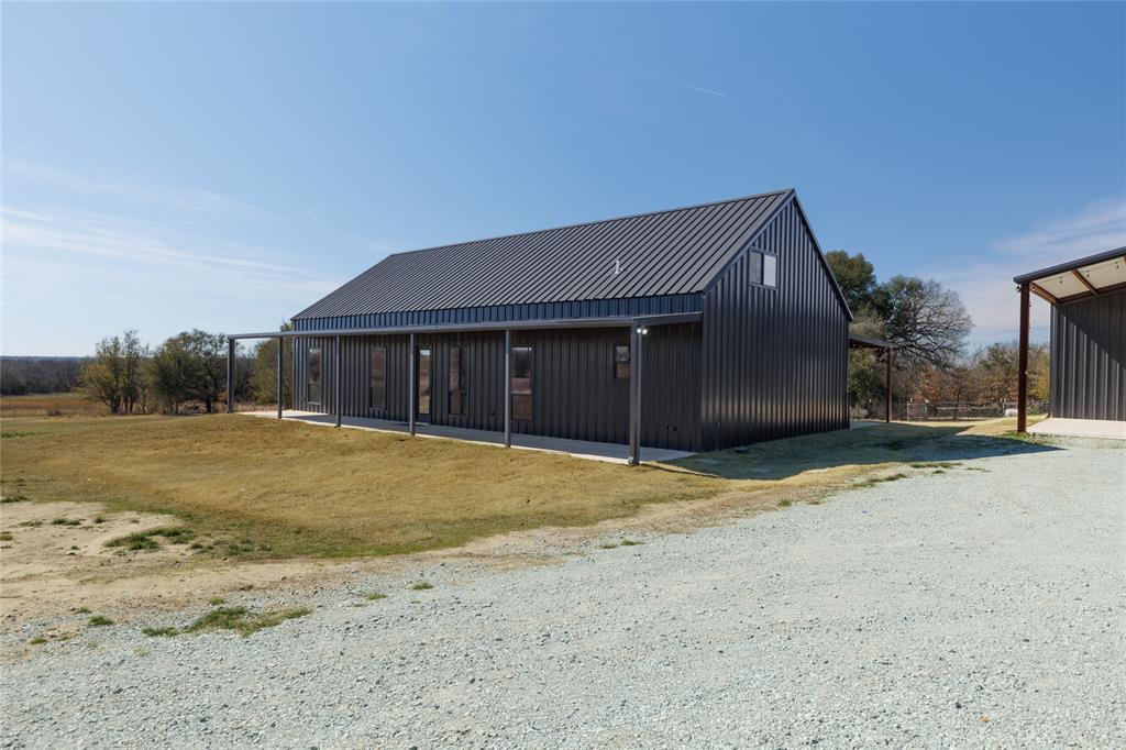 500 County Road 2745 Decatur, TX 76234 - Photo 2 of 38