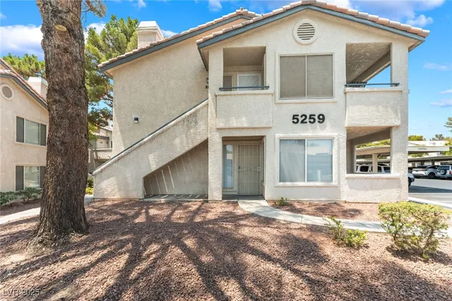 $1,195 | 5259 Caspian Springs Drive, Unit 204, Las Vegas, NV 89120