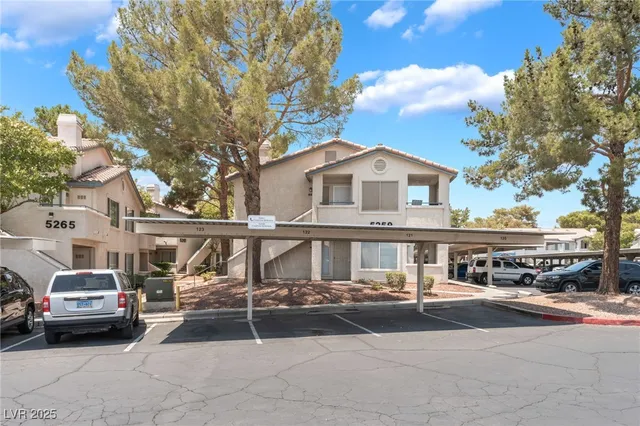 $1,195 | 5259 Caspian Springs Drive, Unit 204, Las Vegas, NV 89120