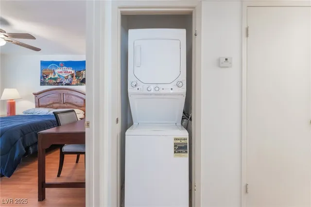 $1,195 | 5259 Caspian Springs Drive, Unit 204, Las Vegas, NV 89120