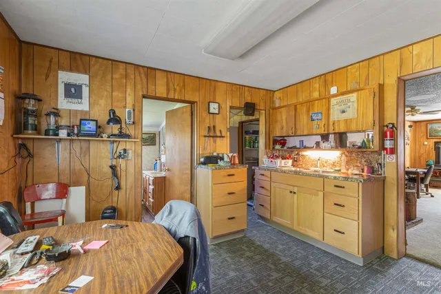 $450,000 | 751 Boone Hill Road, Pullman, WA 99163