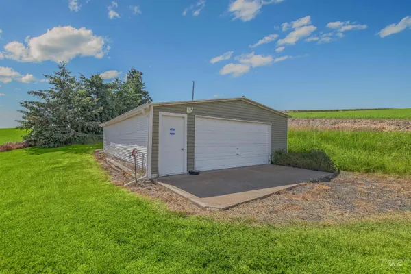 $450,000 | 751 Boone Hill Road, Pullman, WA 99163