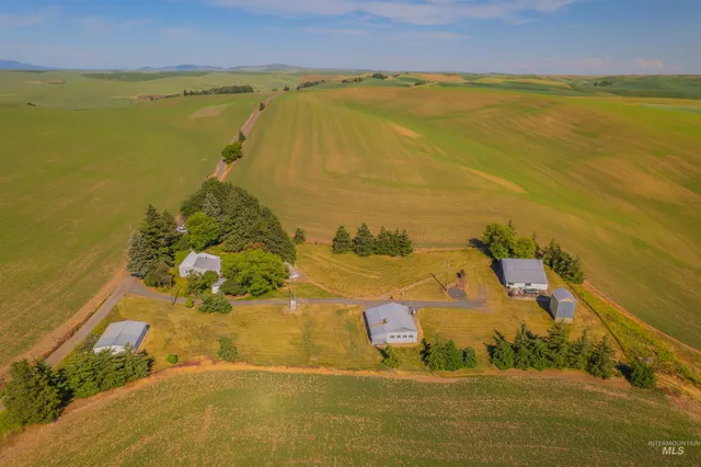 $450,000 | 751 Boone Hill Road, Pullman, WA 99163