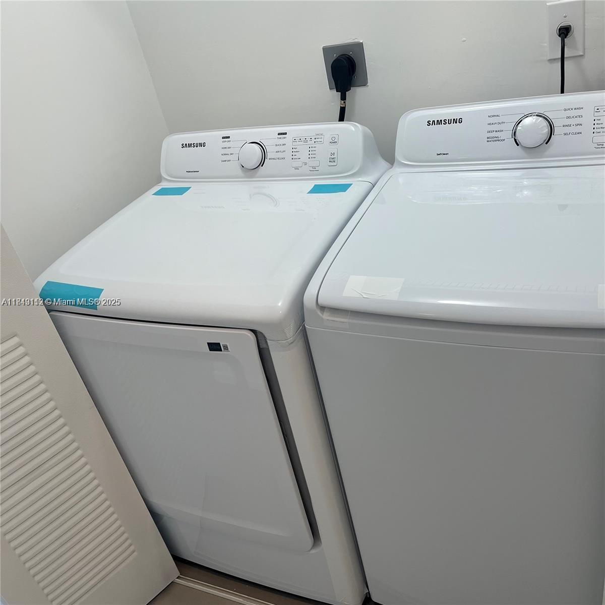 18726 Southwest 100th Avenue, Unit 18726 Cutler Bay, FL 33157 - Photo 6 of 13