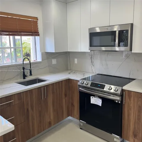 $2,700 | 18726 Southwest 100th Avenue, Unit 18726, Cutler Bay, FL 33157