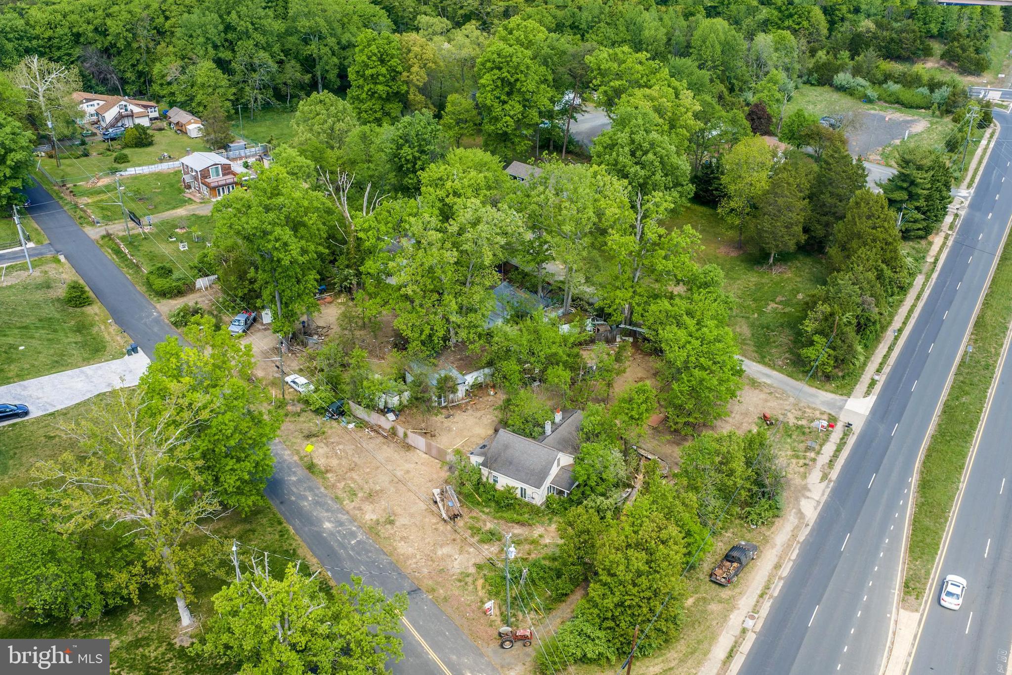 12224 Braddock Road Fairfax, VA 22030 - Photo 9 of 33