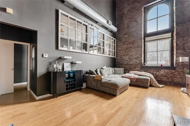 $4,500,000 | 900 Allen Avenue, St. Louis, MO 63104