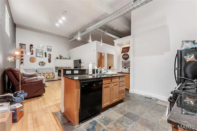 $4,500,000 | 900 Allen Avenue, St. Louis, MO 63104