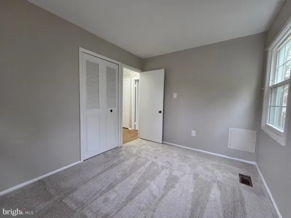 $3,500 | 4339 Mt Carriage Lane, Fairfax, VA 22033