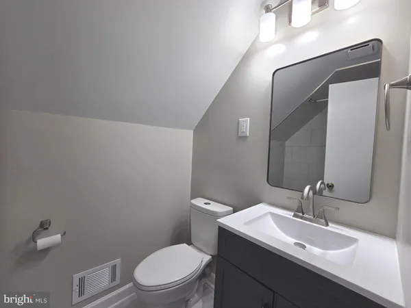 $3,500 | 4339 Mt Carriage Lane, Fairfax, VA 22033