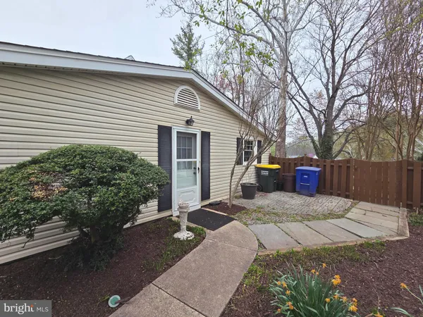 $3,500 | 4339 Mt Carriage Lane, Fairfax, VA 22033