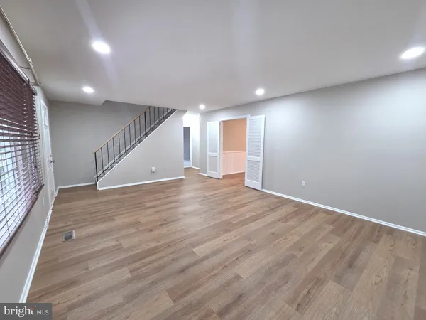 $3,500 | 4339 Mt Carriage Lane, Fairfax, VA 22033