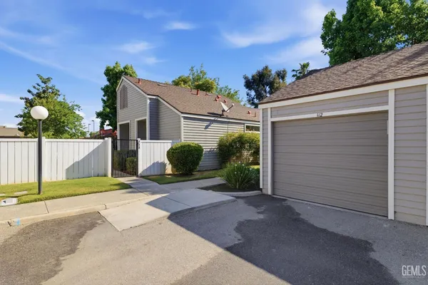 $305,000 | Undisclosed Address, Bakersfield, CA 93311