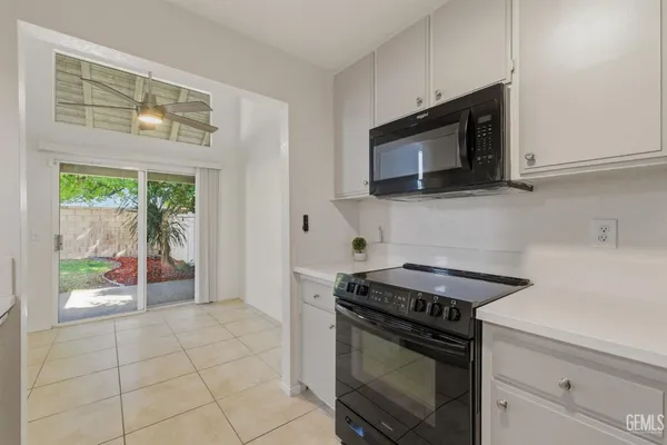 $305,000 | Undisclosed Address, Bakersfield, CA 93311