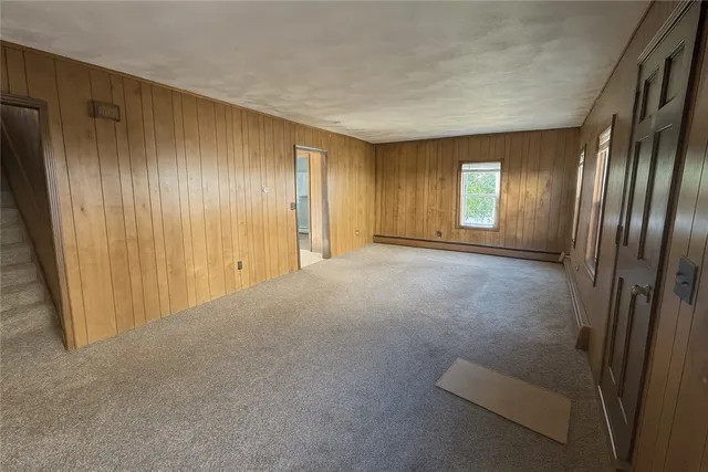 $2,000 | 14 Douglas Street, Unit 14, West Warwick, RI 02893