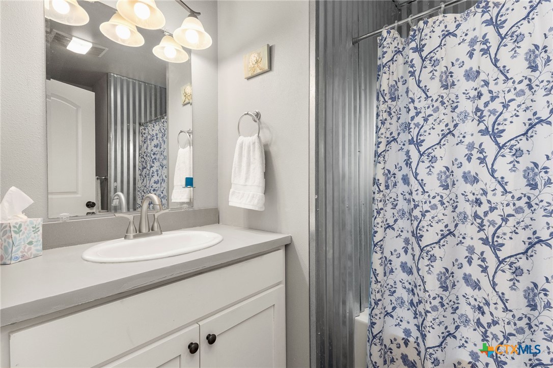 757 Jackson Road Kingsbury, TX 78638 - Photo 20 of 46