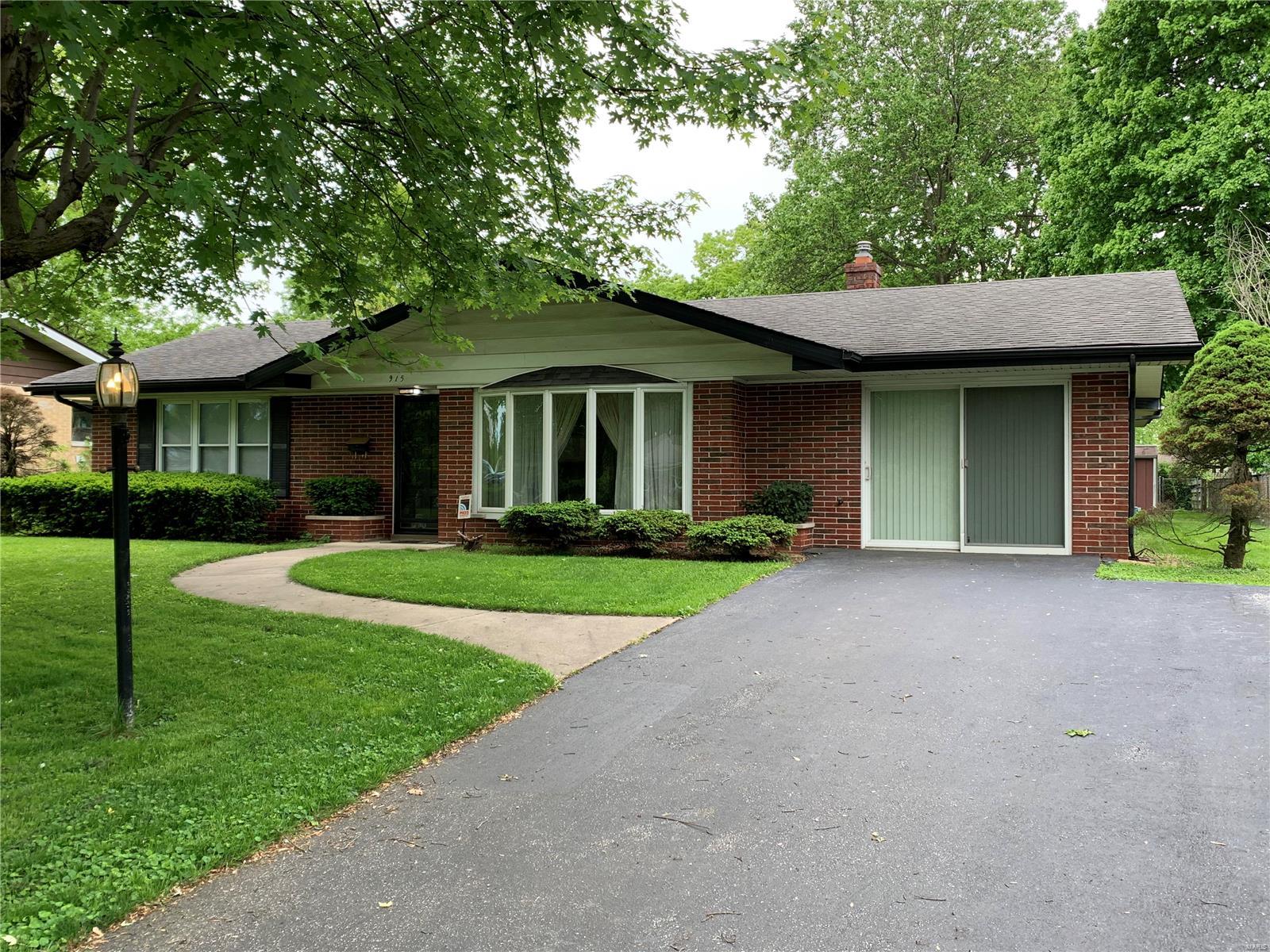 915 Werner Road Belleville, IL 62223 - Photo 1 of 28 Gallery Image 1