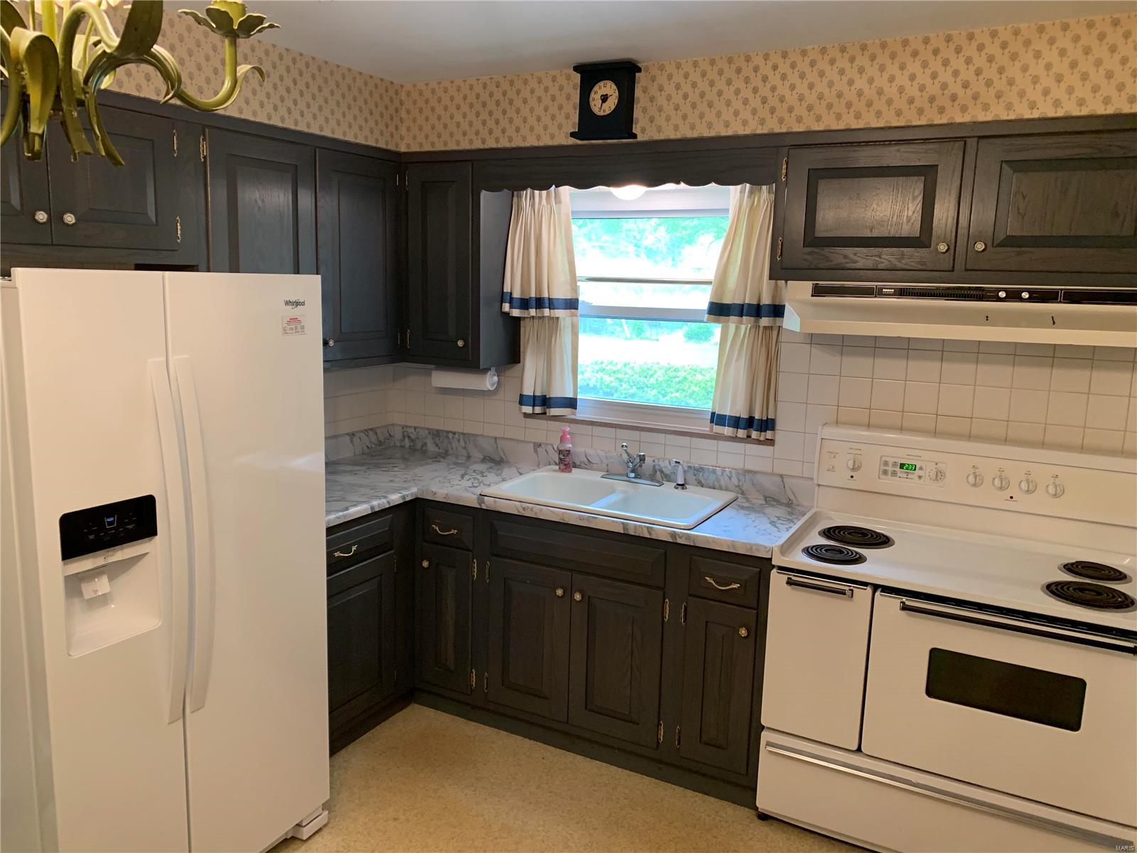 915 Werner Road Belleville, IL 62223 - Photo 17 of 28 Gallery Image 17