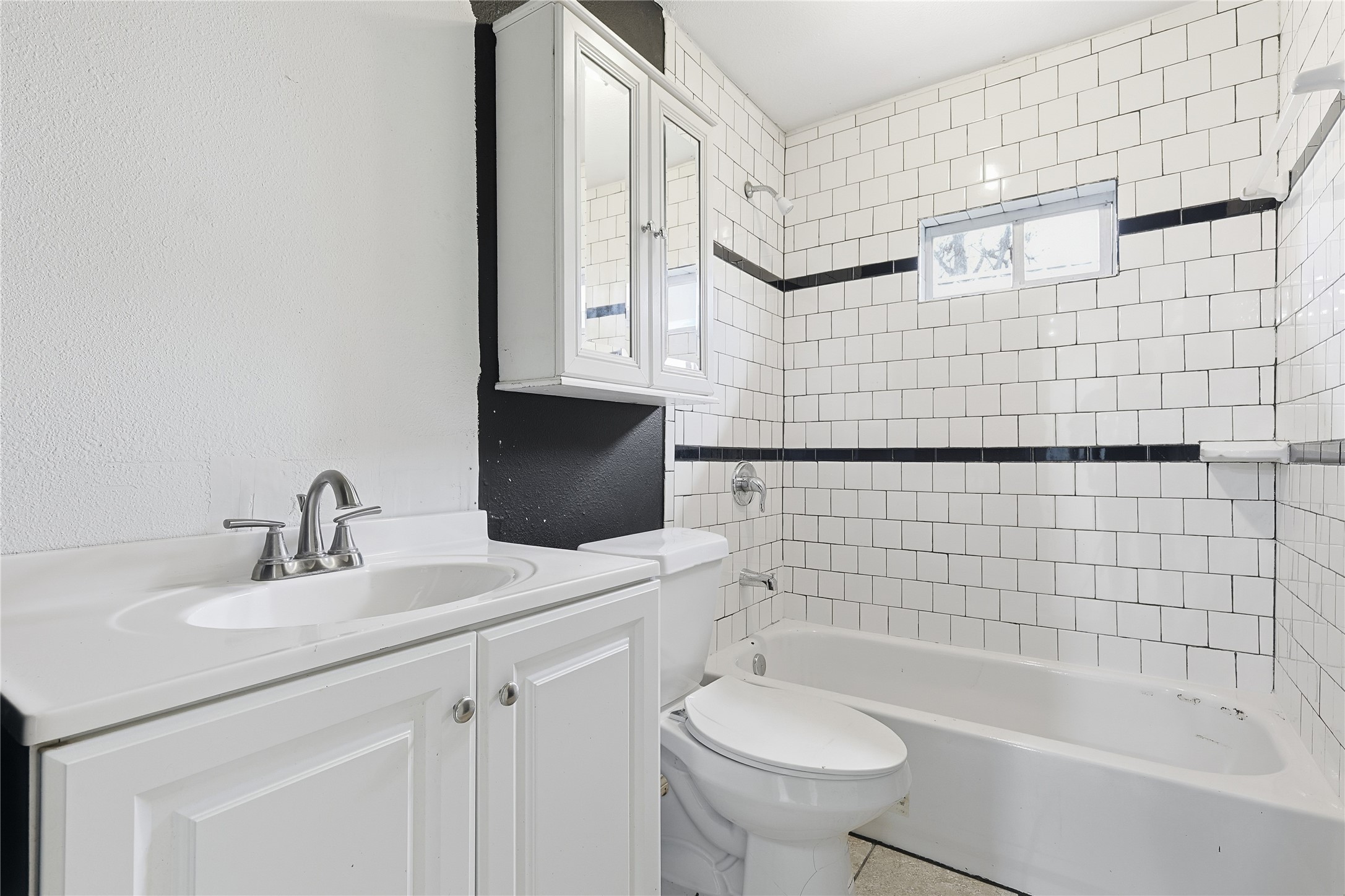 161 Luther Street Houston, TX 77076 - Photo 8 of 12