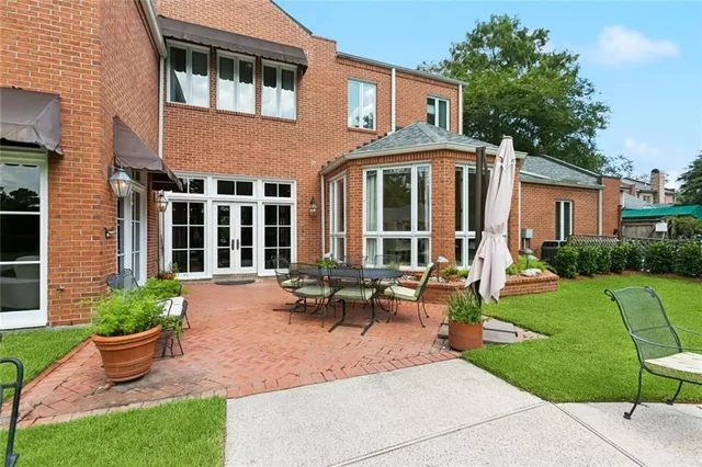 $1,450,000 | 291 Garden Road, River Ridge, LA 70123