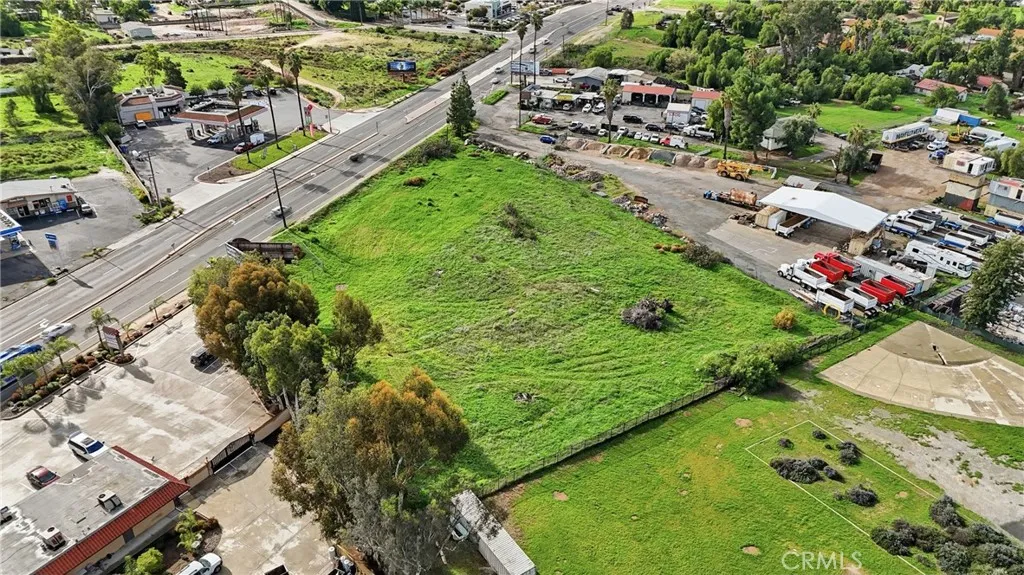 0 Van Buren Riverside, CA 92503 - Photo 34 of 42 a view of a garden with an ocean