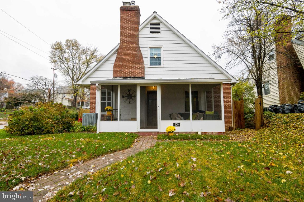 600 Windwood Road Baltimore, MD 21212 - Photo 5 of 46