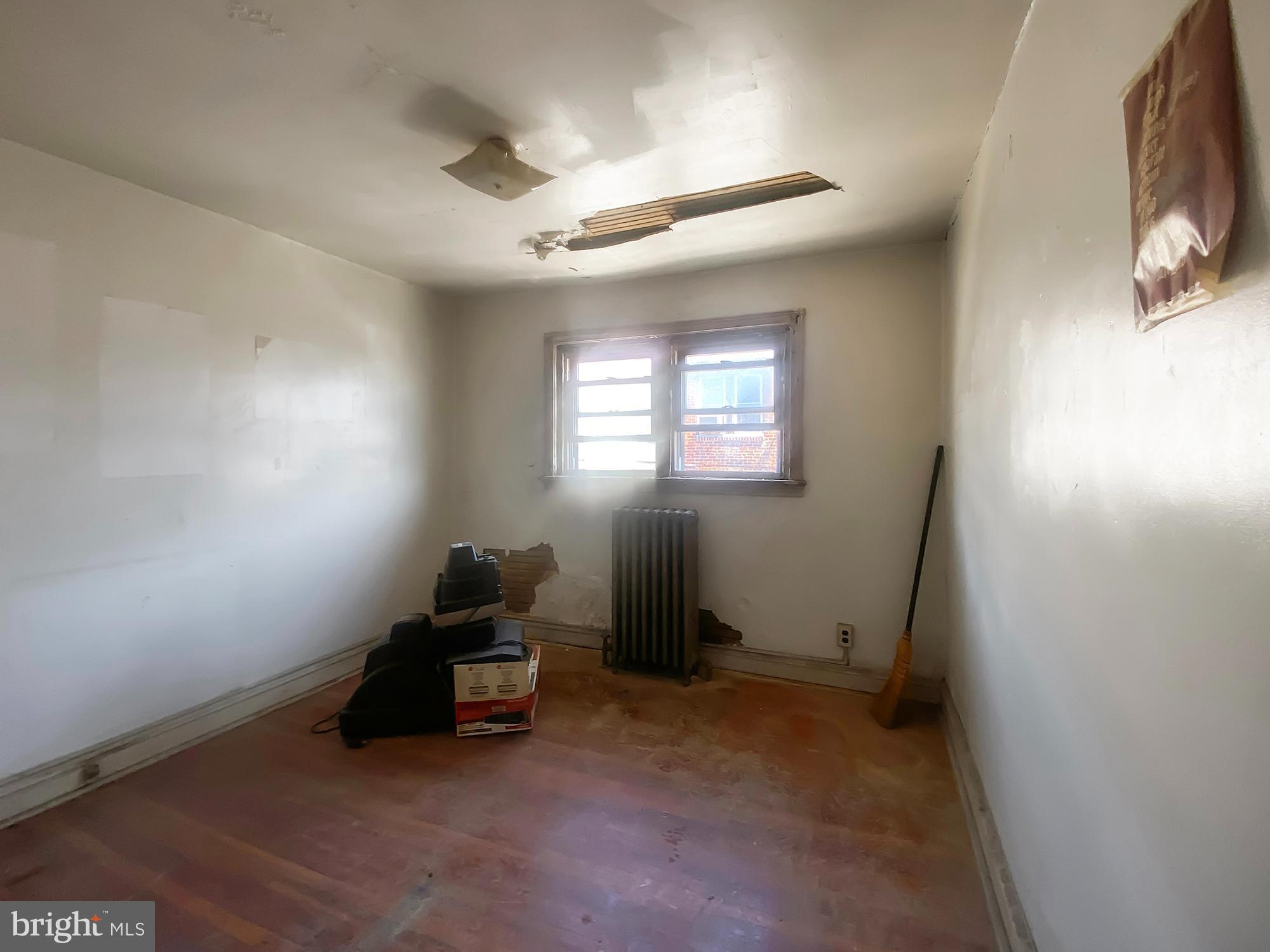 7807 Temple Road Philadelphia, PA 19150 - Photo 10 of 13 Bedroom 3